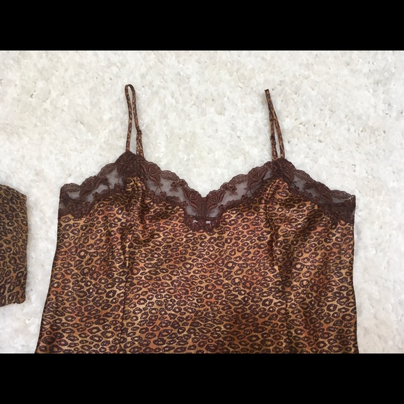 Vintage Victoria’s Secret Nightie and Sheer Robe Set Leopard Print L - Picture 12 of 16
